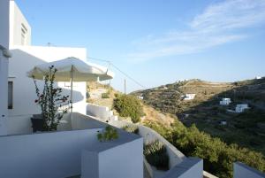 Petra & Fos Studios and Rooms Sifnos Greece