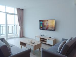 Formosa Spacious Apartments with Netflix & Pick Up Service by MESA