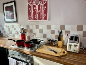 2 Bedroom Seaview Apartment