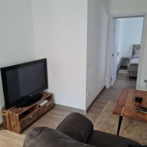 APARTMAN011