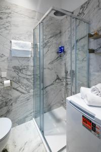 Raina Boulevard Exclusive Design Apartments by the Park