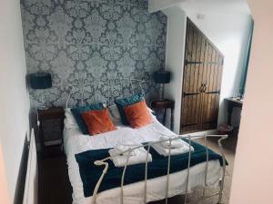 Standard Double Room room in Ye Olde Nags Head