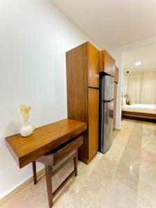 INCREIBLE STUDIO GARDEN POOL N-B2 By SANDY POWERFUL