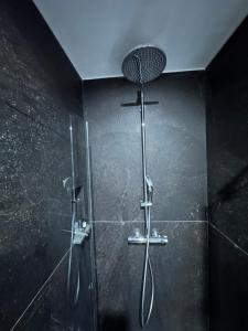 Chalets Le Paradis Blanc luxueux Chalet Spa Serre-Chevalier : photos des chambres