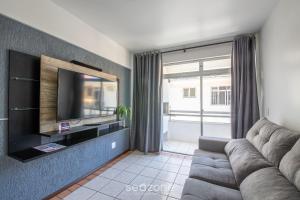 Apto bem localizado a 500mts da praia RHI206