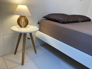 Remar Suítes 01 - Melhor localização do Guarujá e perto da praia!