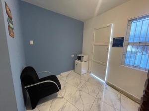 Remar Suítes 01 - Melhor localização do Guarujá e perto da praia!