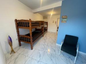 Remar Suítes 01 - Melhor localização do Guarujá e perto da praia!