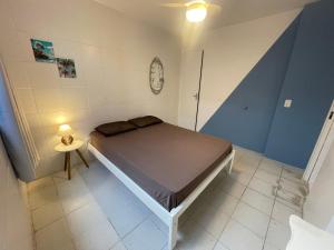 Remar Suítes 01 - Melhor localização do Guarujá e perto da praia!