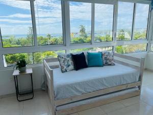 Apartamentos Bahia Fragata con vista al mar