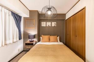 River Side Namba 201