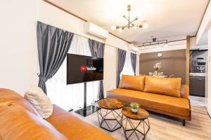 River Side Namba 201