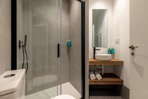 New designed flat 3 bedrooms 2 showers