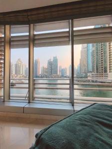 Full Marina View Cayan Tower