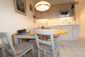 Rüm Hart I, Klawitter