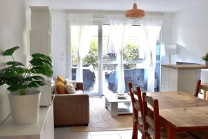 Appartements Apartment in Ferney close to Geneva United Nations : photos des chambres