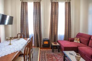 Era of Elegance: 1928 Classic Dwelling