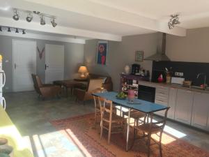 Appartements Studio avec jardin : photos des chambres