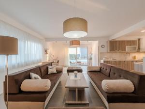 Luxury villa with swimming pool and terrace