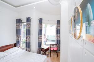 Triệu Vũ Hotel & Apartment