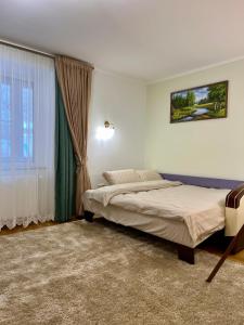 Центр Поруч озеро Наливайка 2 кімнати