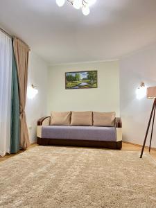 Центр Поруч озеро Наливайка 2 кімнати