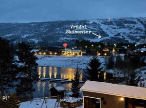 Lakefront Villa, exclusive leisure property near Vrådal Golf, Straand Summerland & Panorama Ski center