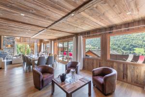 Chalet Kashmir 5MIN des pistes en voiture parking privé, spa, sauna