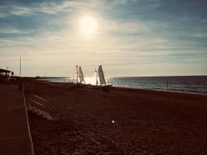 Maisons de vacances Les Volets Bleus-Charmante maison entierement equipee face a la mer pour 2 a 6 personnes : photos des chambres