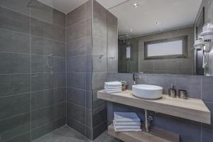 Modern new apartment in Costa Adeje