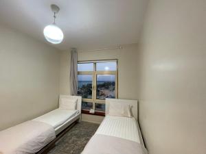 بيسان- إطلالة الشاطيء - عائلات - Bissan sea view