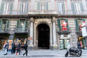 Domus Sibyllina, Palazzo Cavalcanti