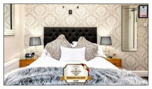 Standard Double Room room in Pembroke Hotel