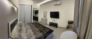One-Bedroom Apartment room in Gentle Breeze Studio