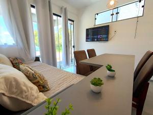 RJ164-01 Lindo Dpto cpiscina y vista a la montaña