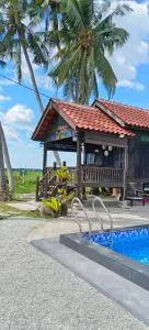 Kampung Cheq Homestay - Private Pool, Free Wifi, Netflix - Kampong Telok