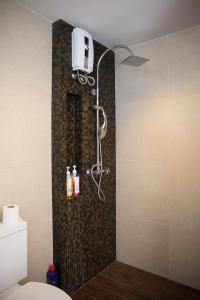 Mosaic Condominium A34M by malai