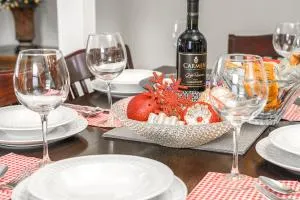 V-Home by Heritage park and Glenmore Reservoir - Strathmore