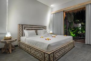 Brand new Luxury 3BR villa Ethnic Ubud #4