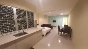 Laguna Apartment 2, Marina Island Homestay - Kampong Batu Gajah