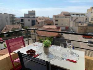 Appart T2 Calme - Centre de Canet - Parking - Clim