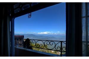 Summit Oakden Resort & Spa Mall Road