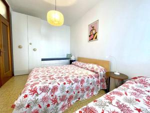 Apartment in Caorle near Beach & Pool