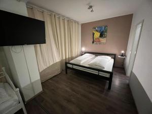 Studio Apartment room in Old Town View