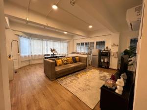 Hidden Gems in China town, 2BR