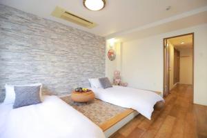 道頓堀民泊31＆mini浮世絵美術館、道頓堀心斎橋真ん中、家族旅行、family trip Osaka