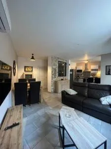 Maison de village proche du Canal du Midi - Pouzols-Minervois