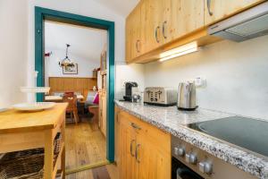 Ski-in & Ski-out out Chalet Maria with amazing mountain view