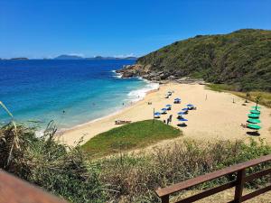 Lindo 2 Qts Vaga Búzios vista deslumbrante do Mar