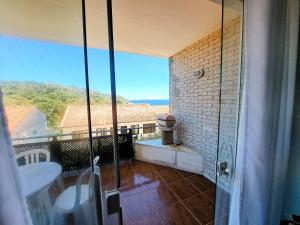 Lindo 2 Qts Vaga Búzios vista deslumbrante do Mar